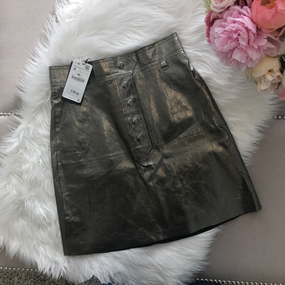 Zara Dresses & Skirts - Zara metallic skirt